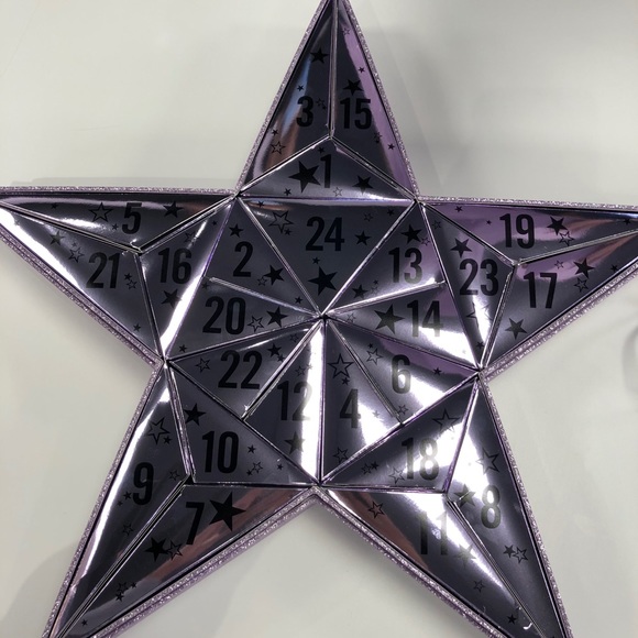 COPY - Mac advent calendar makeup set - Picture 5 of 7